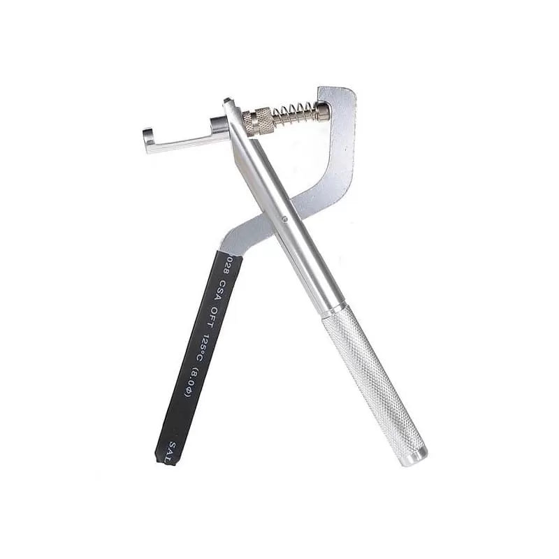 Aparat pentru scurtarea bratarilor tip cleste
